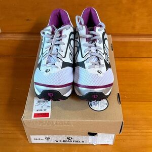Pearl Izumi Women's X-Road Fuel II Shoes in White and Purple